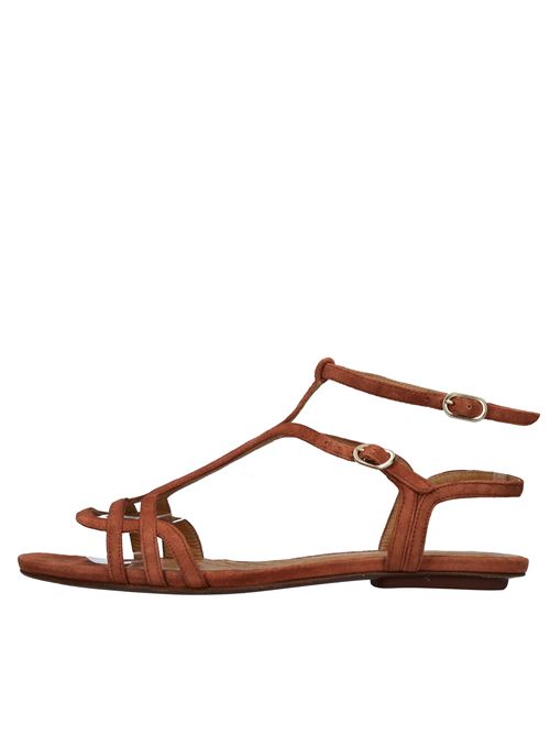  CHIE MIHARA | YAEL40 ANTEBBRICK